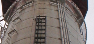 Mast sections being removed